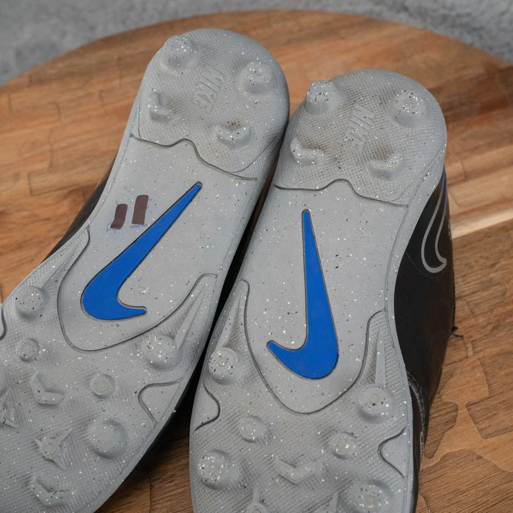 Nike Youth Soccer Cleats Black Blue DV4356-040 US Size 13C EUR Size 31